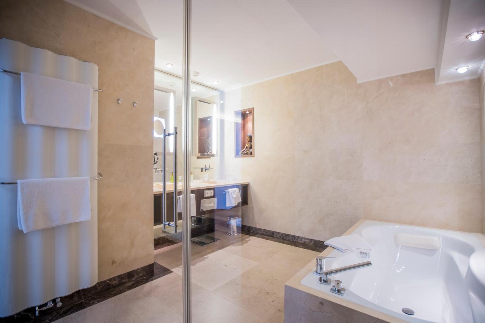 Iris Porsche Hotel & Restaurant Mondsee Dış mekan fotoğraf