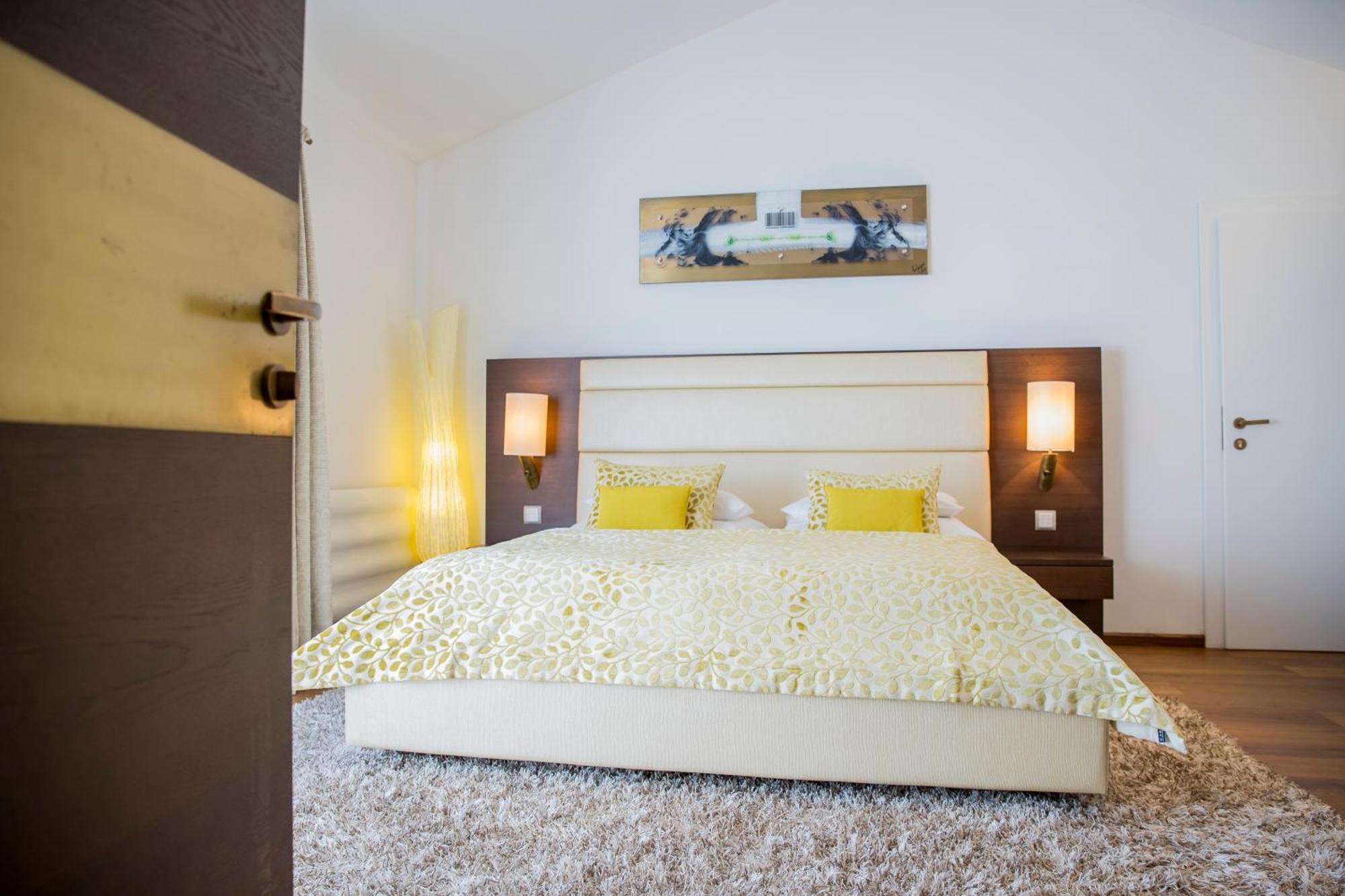 Iris Porsche Hotel & Restaurant Mondsee Dış mekan fotoğraf